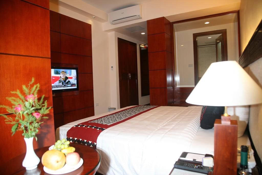Hanoi E Central Hotel Hanói Exterior foto